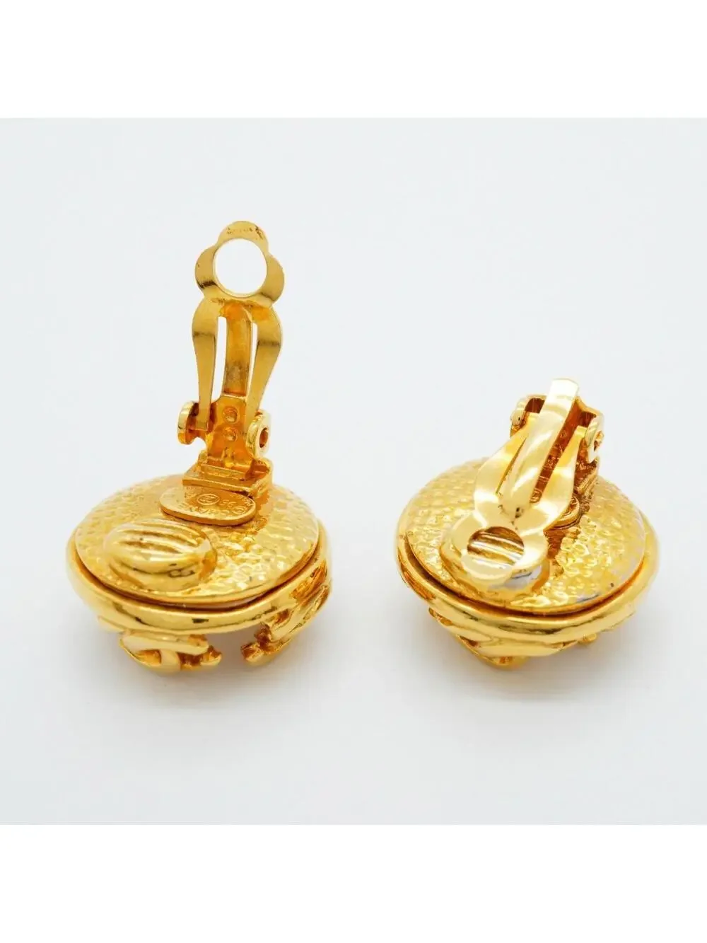 Chanel Cc Logo Circle Clip-On Earrings #299390C85B